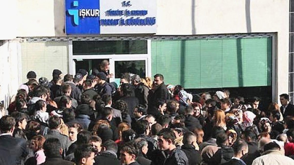 Milyonlarca İşsiz Beklerken, İŞKUR'dan 7 Milyon Liralık Lüks Konferans