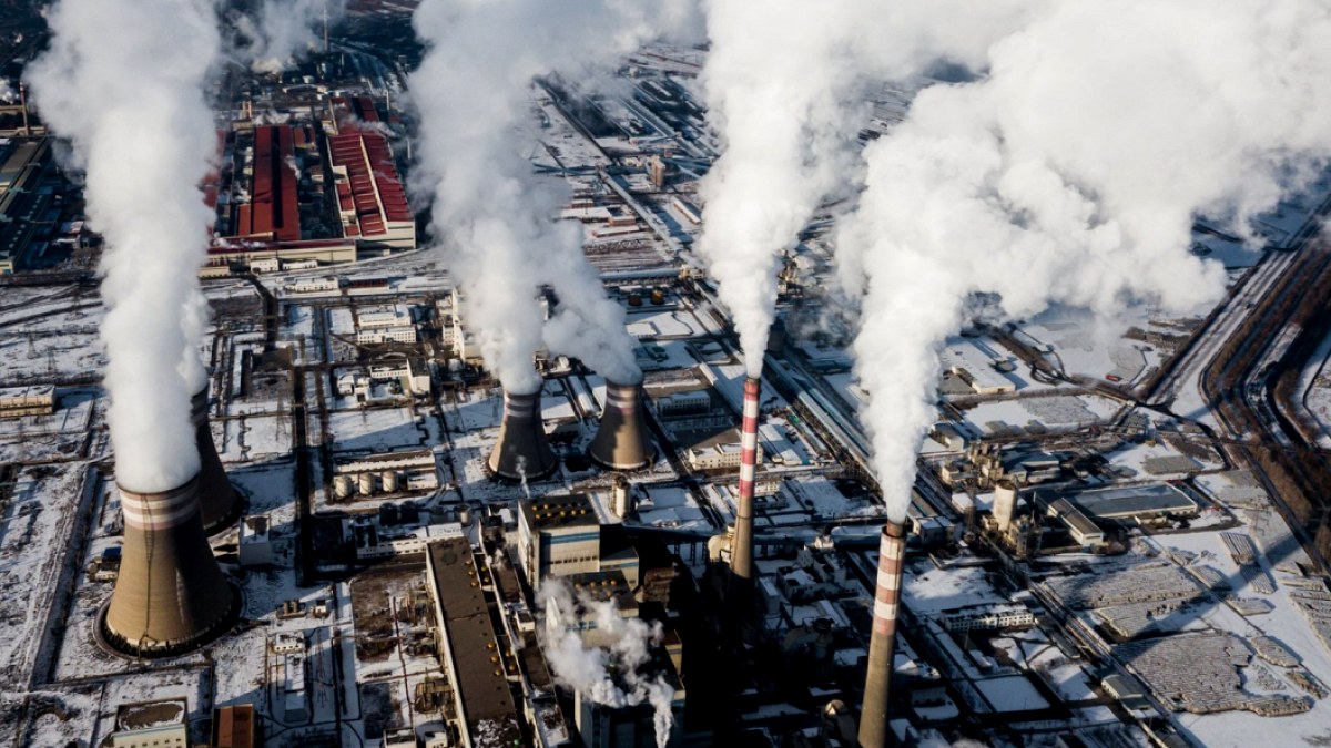 Çin'de Enerji Dönüşümü: Güneş Enerjisi Kömürü Tahtından İndirdi