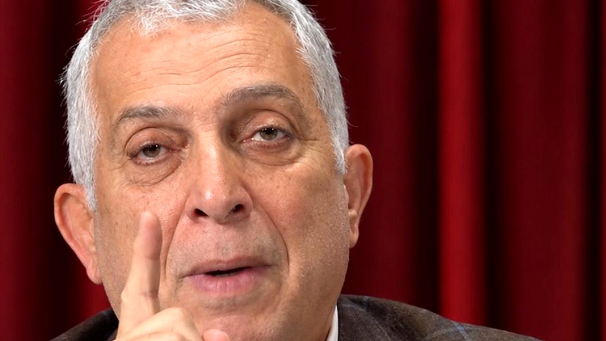 Metin Külünk'ten Fon Skandalı İçin Şeffaflık Çağrısı: Erdoğan'ı Hedef Alıyorlar