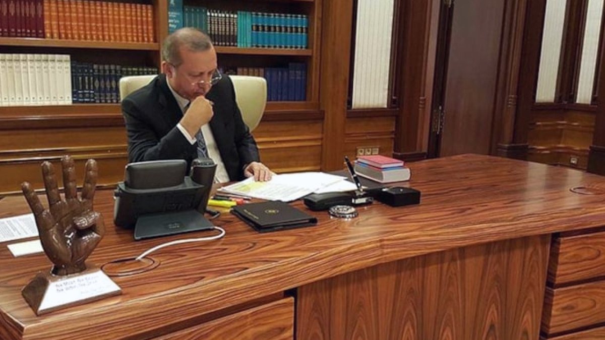 AK Parti'ye Kötü Haber: Anketler Yüzde 6 Oy Kaybı Gösteriyor