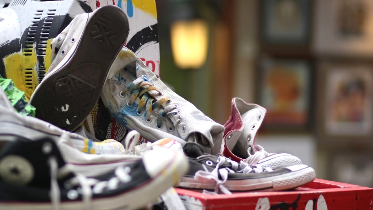 Converse Satış Masasında: Nike'tan 118 Yıllık Dev İçin Köklü Karar Kapıda