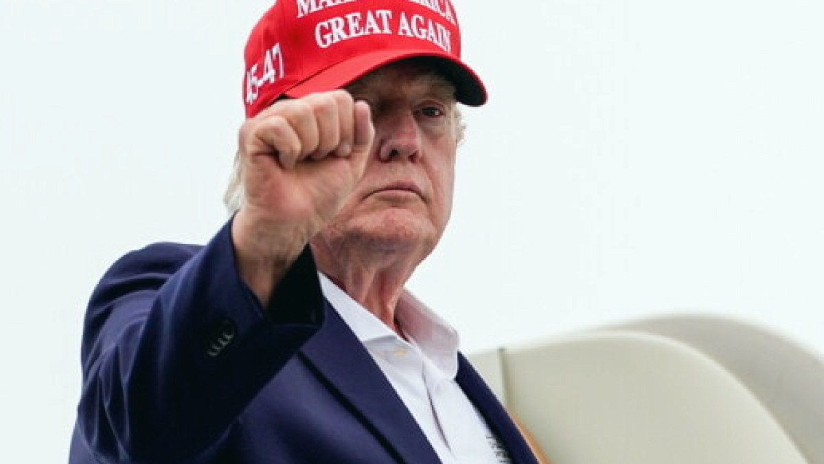 İran'a Olası Saldırı Planları ve Trump'tan Çarpıcı Açıklamalar