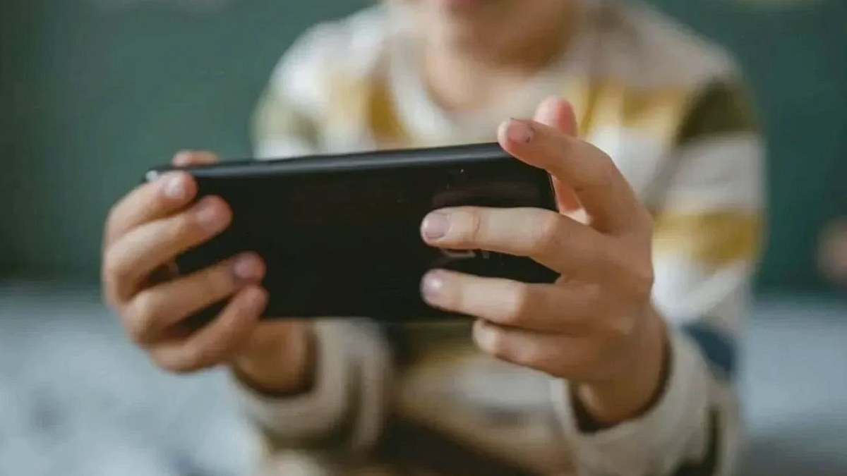 Sosyal Medyada Yaş Doğrulama Düzenlemesi Dolandırıcıların Yeni Hedefi Oldu
