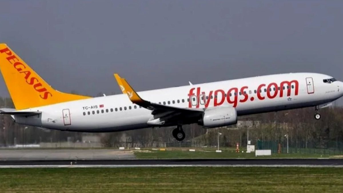 Pegasus Uçağı Pistte Ters Yönde Hızlandı: Büyük Facia Önlenemez Bir Müdahaleyle Atlatıldı