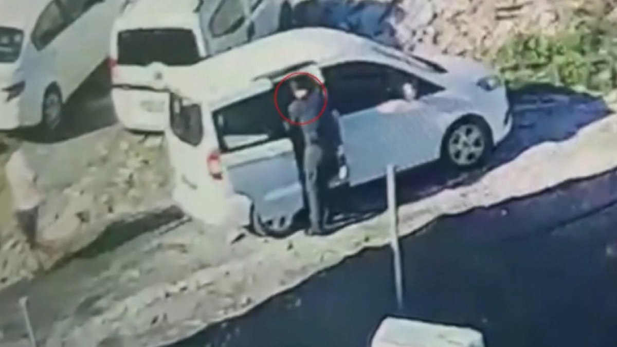 Cinayet Şüphelisi Çöpçüyle Yer Değiştirip Kaçmaya Çalıştı