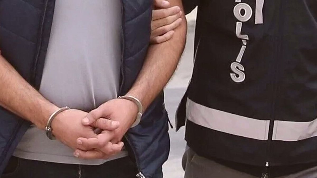 İstanbul'da Eylem Hazırlığındaki 12 IŞİD Şüphelisi Yakalandı
