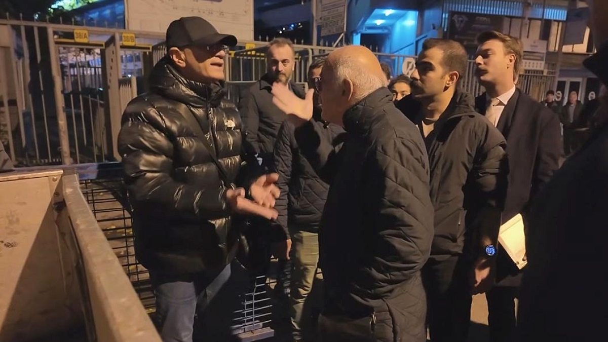 Kadıköy'de Yıkım Kararı Alınan Binalarda Tahliye Gerginliği Yaşandı