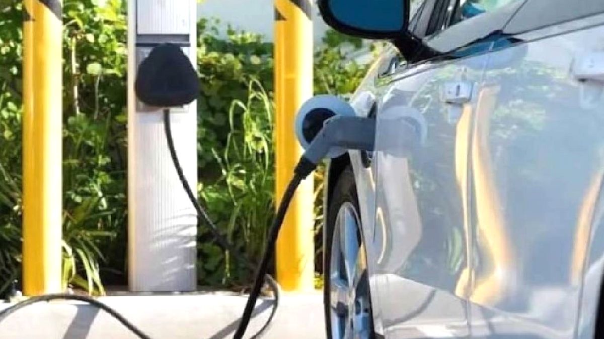 Tek Şarjla 800 Km'yi Aşan Elektrikli Otomobiller Türkiye'de