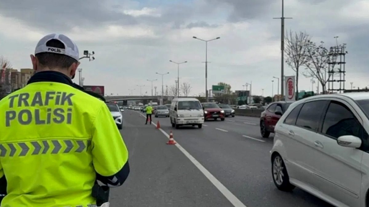 29 Ekim'de İstanbul'da Trafik Durumu: Hangi Yollar Kapalı Olacak?