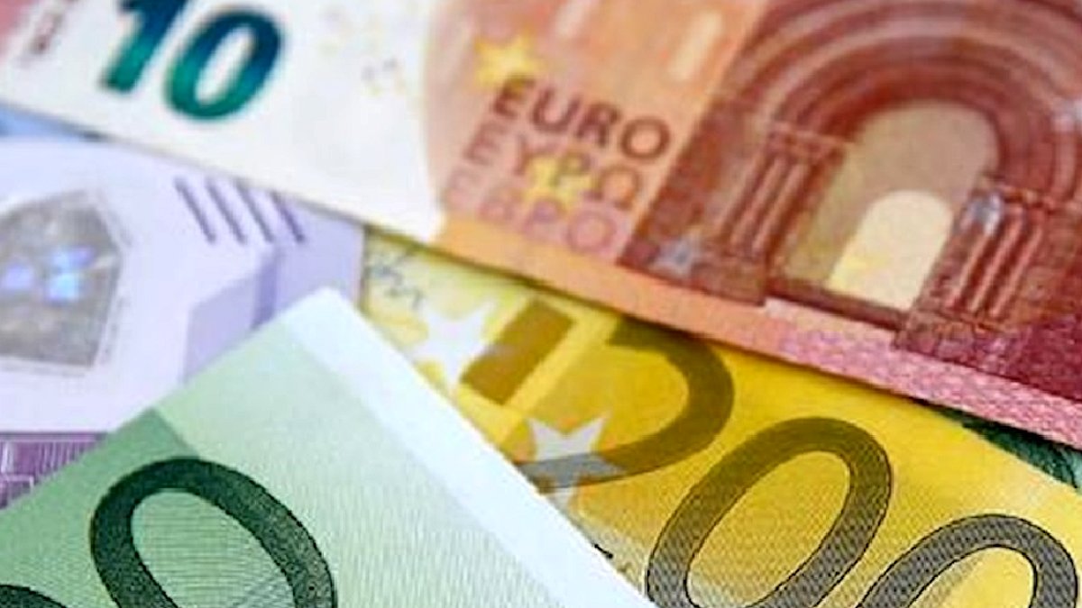 Deutsche Bank'tan Üçüncü Çeyrekte Beklentileri Aşarak Kâr Artışı