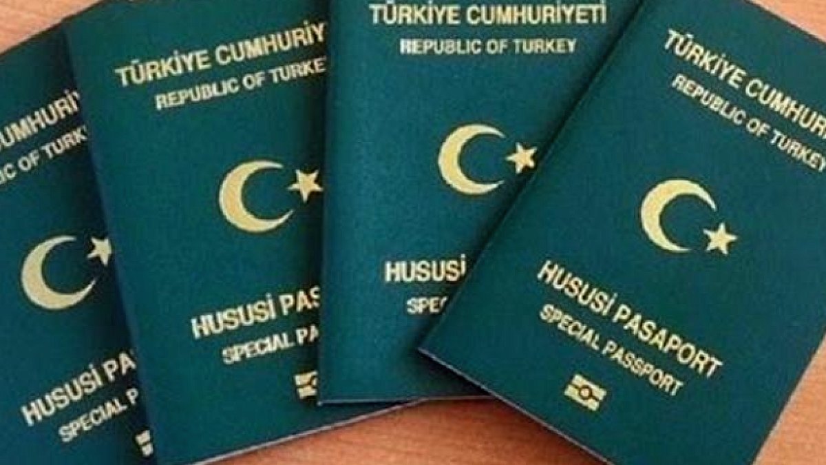 Özel Okul Öğretmenlerine Yeşil Pasaport: Yeni Düzenleme Detayları Açıklandı