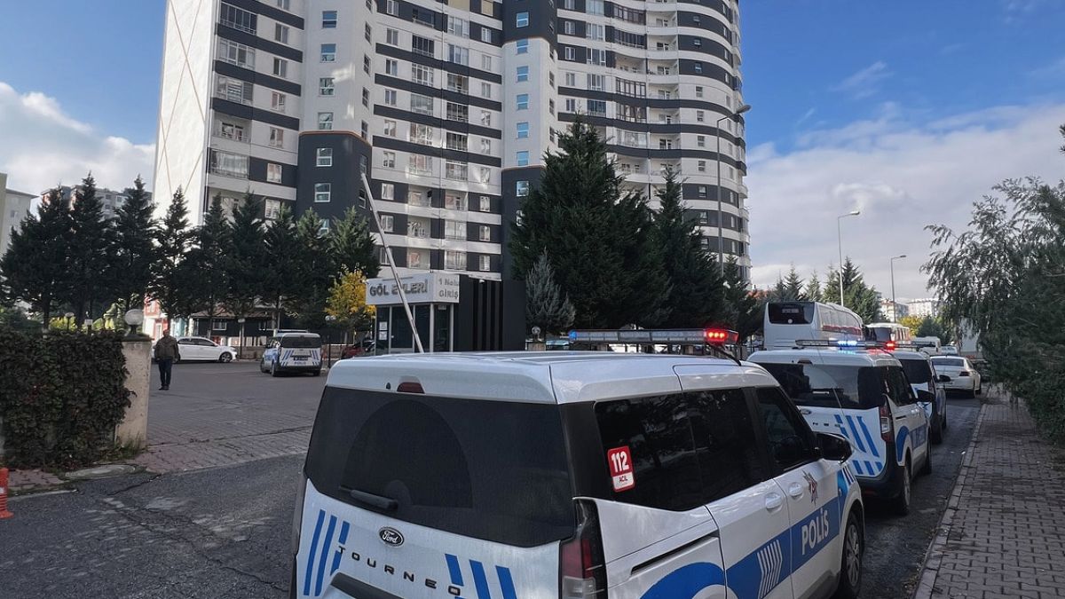 Kayseri'de Çift Arasındaki Kavgada Bıçaklar Çekildi: Yaralılar Hastanede